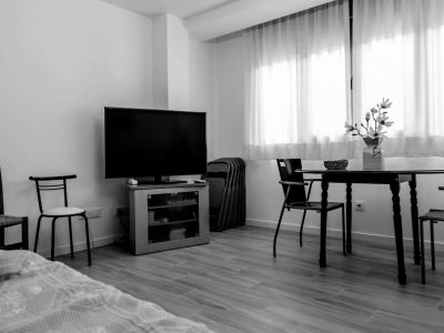 PISO ASISTENCIAL PARA 
FAMILIAS EN TRATAMIENTO O VIVIENDA SOLIDARIA